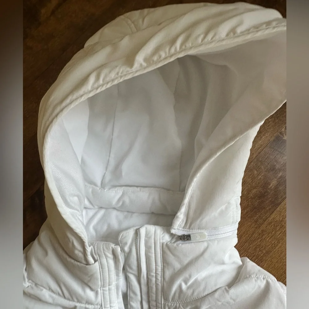 Lululemon Hooded Vest - Picture 5 of 7